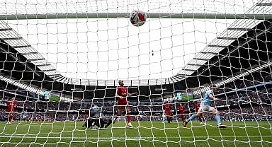 Manchester City, Liverpool'u geriden gelip 4-1 mağlup etti