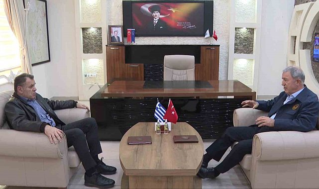 Milli Savunma Bakanı Akar, Yunanistan Savunma Bakanı Panagiotopoulos ile bir araya geldi