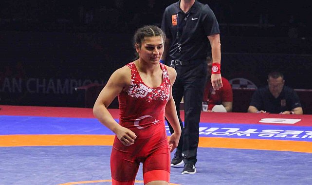 Nesrin Baş'tan bronz madalya