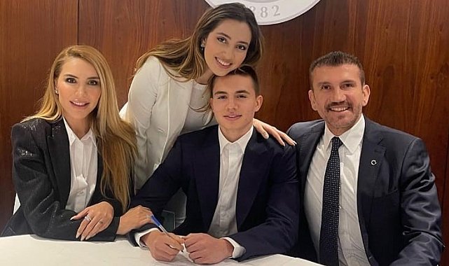 Rüştü Reçber'in oğlu Burak, Queens Park Rangers'a imza attı