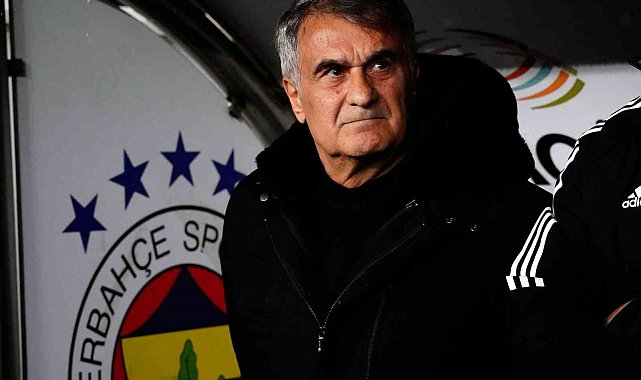 Şenol Güneş, Kadıköy'de ilk galibiyetini aldı