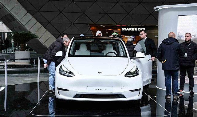 Tesla araçlara yoğun ilgi