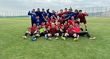 2 farklı spor dalında Türkiye çapında başarı elde ettiler