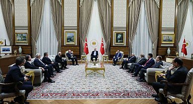 Cumhurbaşkanı Erdoğan, TBMM Başkanı Şentop ve Cumhur İttifakı liderlerini kabul etti