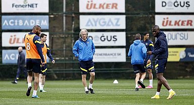 Fenerbahçe, Antalyaspor maçı hazırlıklarına devam etti