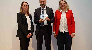 Petrol Ofisi, İstanbul Karbon Zirvesi'nde 'Düşük Karbon Kahramanı' seçildi
