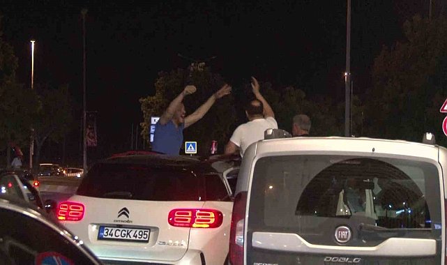 Bağdat Caddesi'nde kupa coşkusu