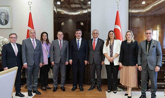 Cumhurbaşkanı Yardımcısı Yılmaz, KKTC Ticaret Odası heyetini kabul etti