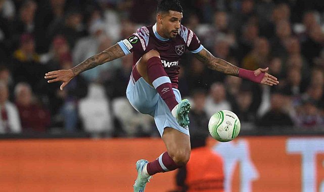 Emerson Palmieri'den tarihi başarı