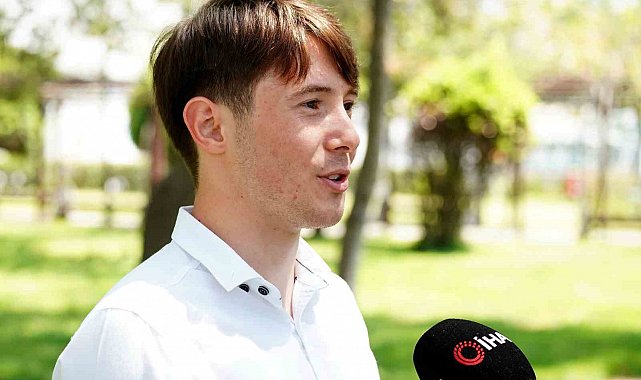 Erhan Aktuğ: "Büyük jokeylerin arasında yarışmak çok gurur verici"
