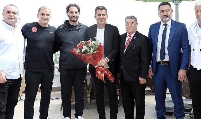 Hüseyin Eroğlu'ndan A Milli Takım kampına ziyaret