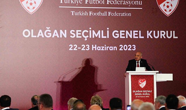 Mehmet Büyükekşi: "Yarı otomatik ofsayt teknolojisini Türk futboluna kazandırmak için çalışıyoruz"