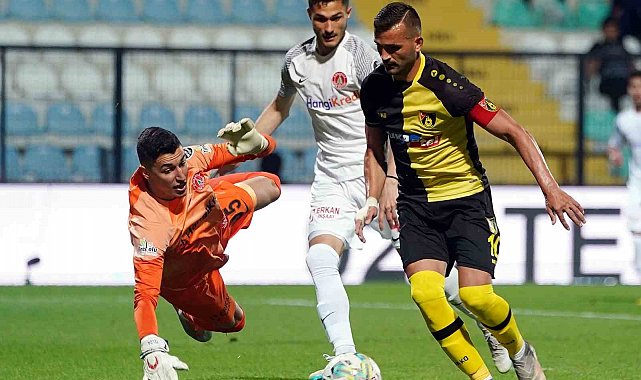 Spor Toto Süper Lig: İstanbulspor: 4 - Ümraniyespor: 0