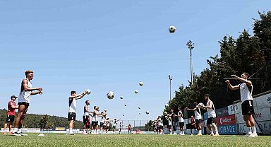 Beşiktaş, yeni sezon hazırlıklarını sürdürüyor