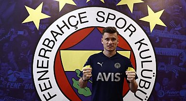Ezgjan Alioski, Fenerbahçe'ye veda etti