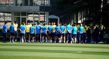 Fenerbahçe, yeni sezon hazırlıklarına başladı